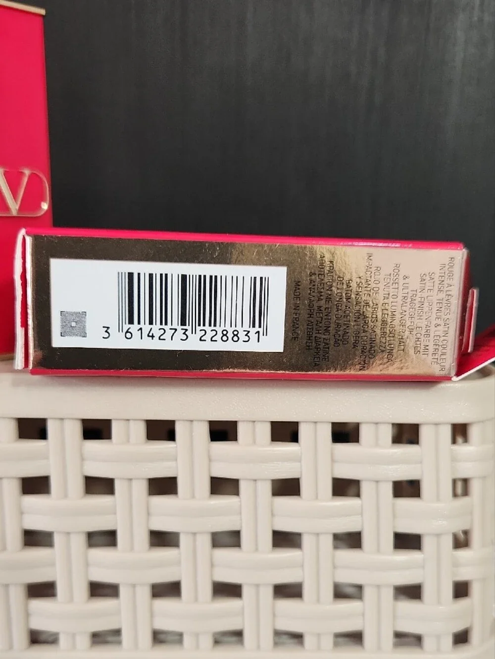Rosso Valentino Satin 22R Lipstick -